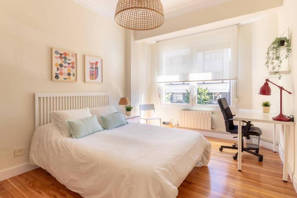 Apartmán Acogedor Y Soleado En El Centro By Aloha Bilbao Exteriér fotografie